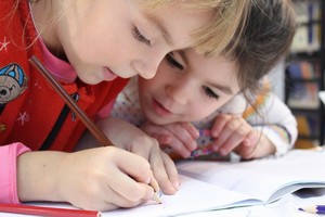 Prodlouen DETEKTIVN VKEND na zmku