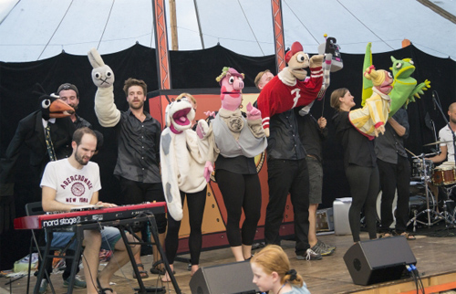 tvminiuni_koncert_ilusrfoto500